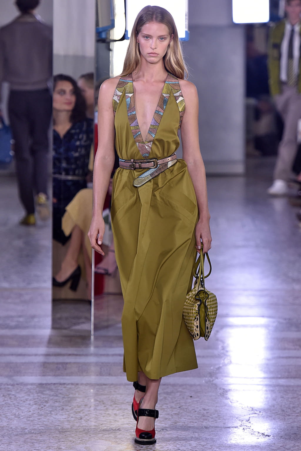 Fashion Week Milan Spring/Summer 2018 look 62 de la collection Bottega Veneta womenswear