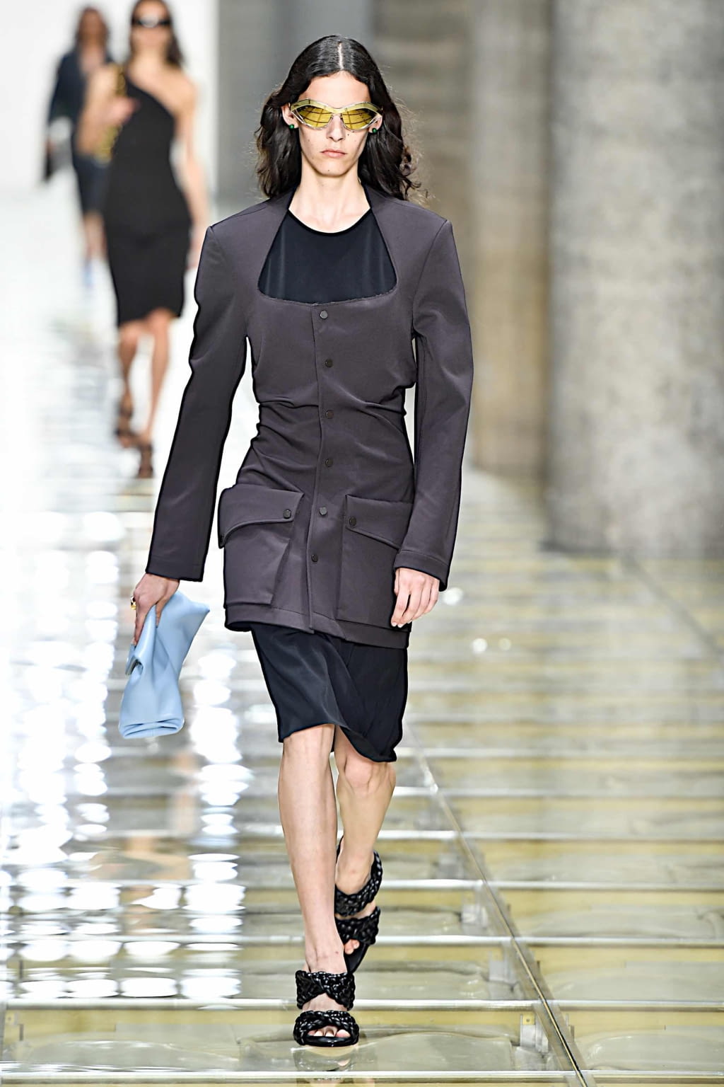 Fashion Week Milan Spring/Summer 2020 look 2 de la collection Bottega Veneta womenswear