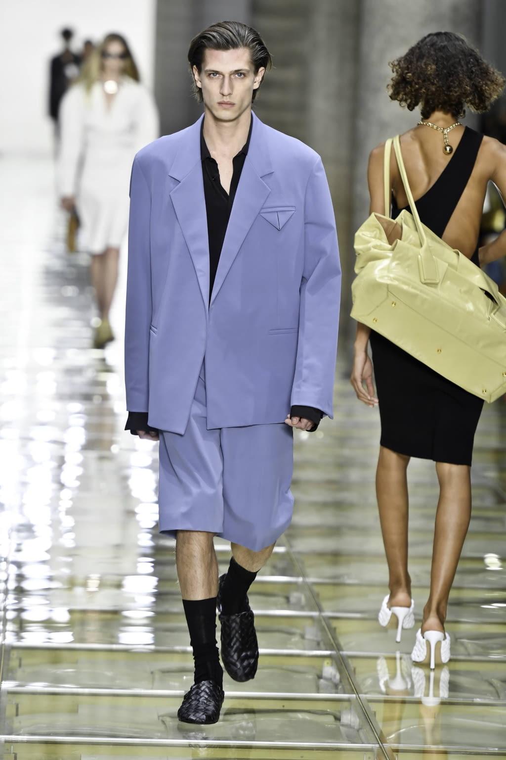 Fashion Week Milan Spring/Summer 2020 look 6 de la collection Bottega Veneta menswear
