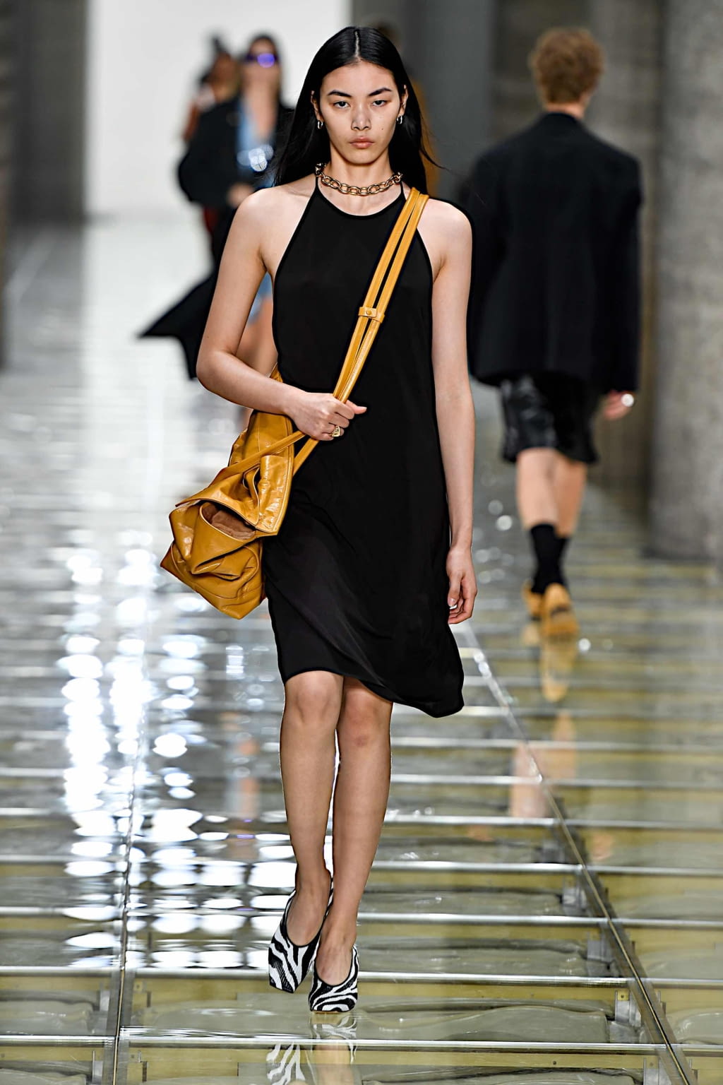 Fashion Week Milan Spring/Summer 2020 look 29 from the Bottega Veneta collection 女装