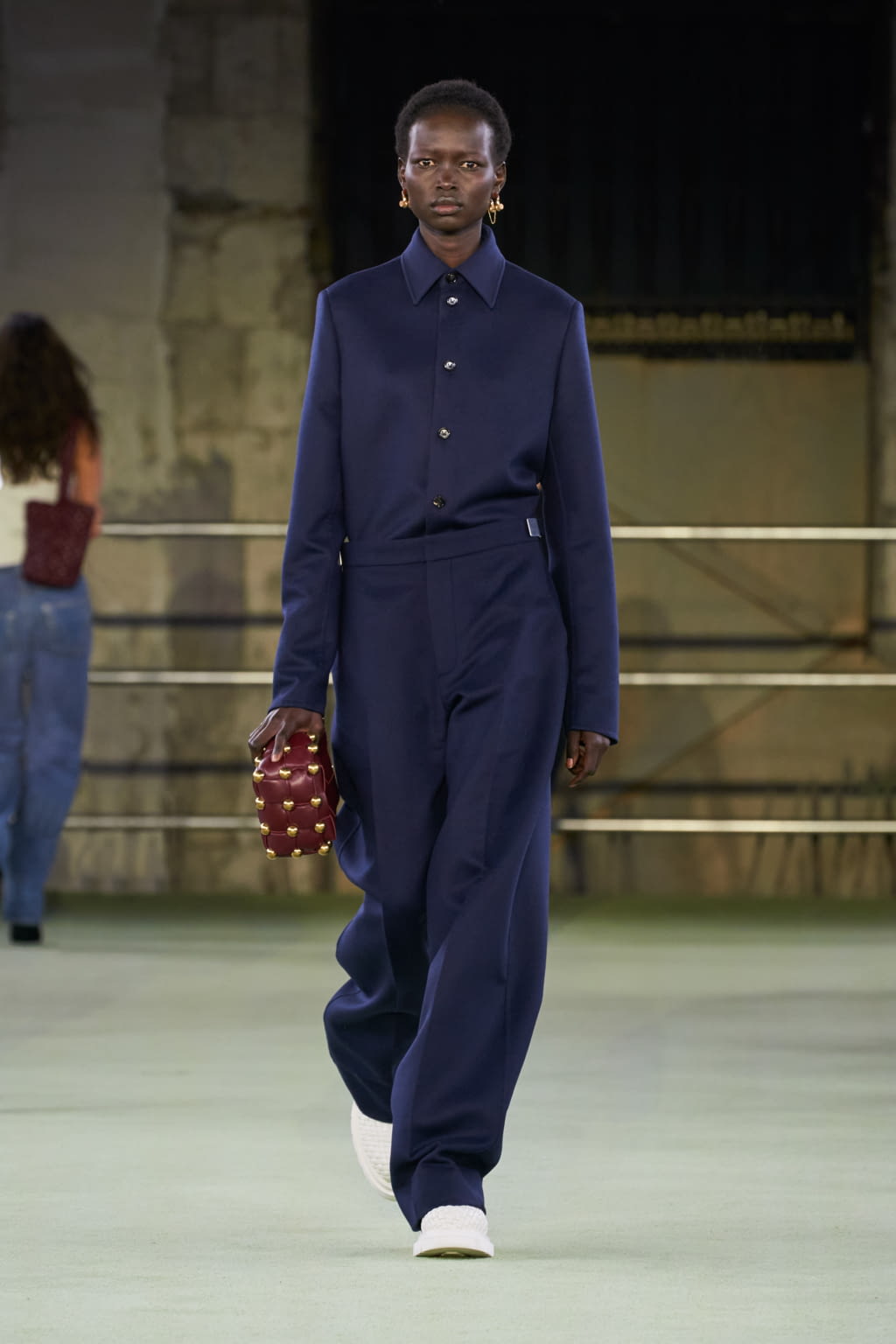 Fashion Week Milan Fall/Winter 2022 look 9 from the Bottega Veneta collection womenswear