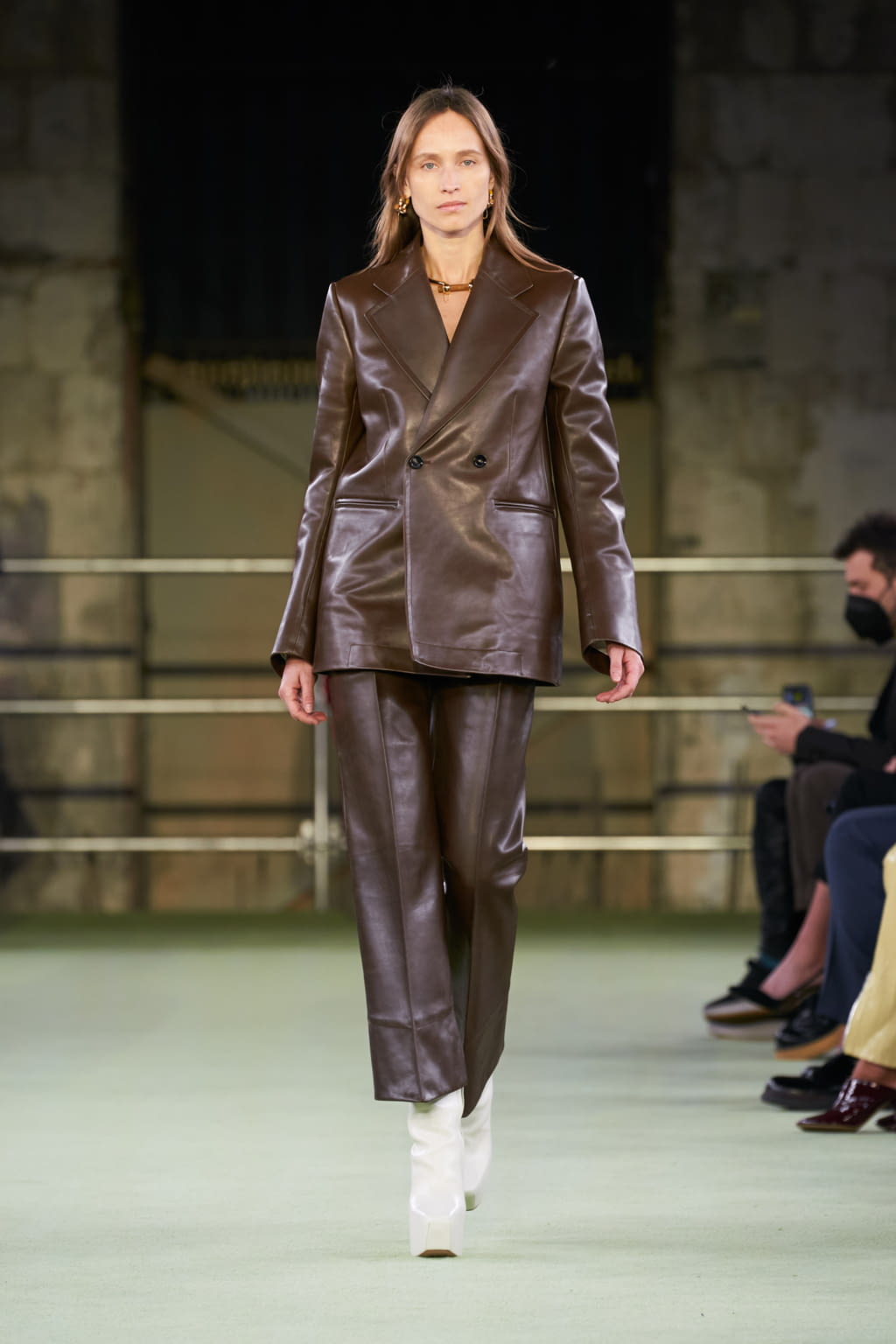 Fashion Week Milan Fall/Winter 2022 look 19 from the Bottega Veneta collection womenswear