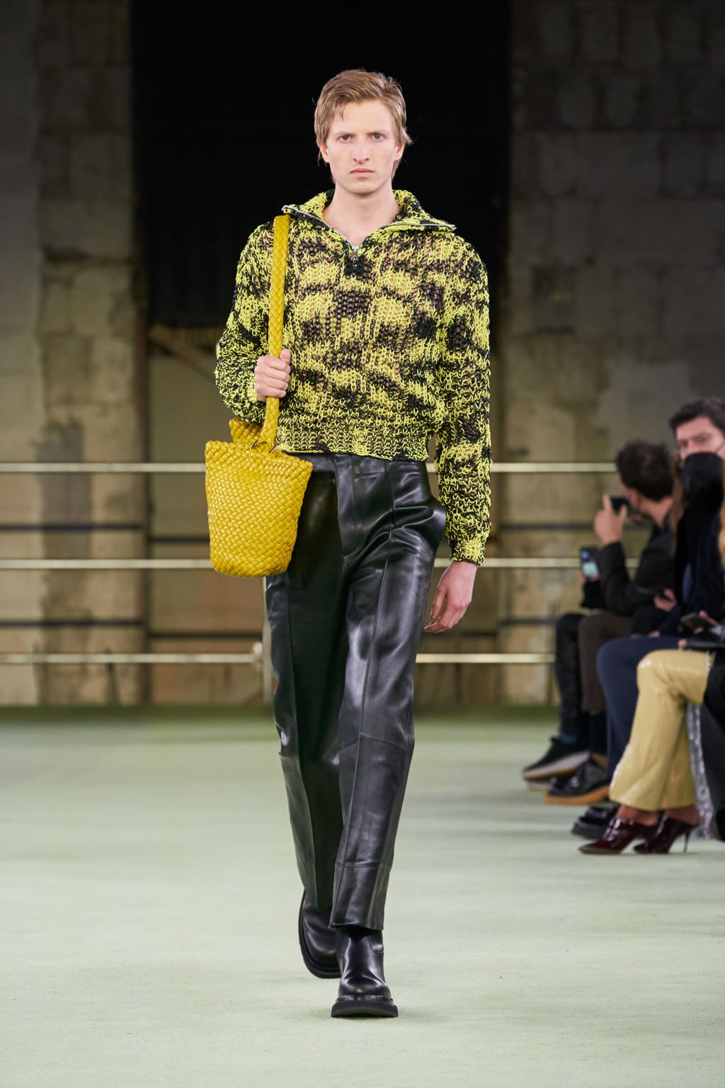Fashion Week Milan Fall/Winter 2022 look 27 from the Bottega Veneta collection womenswear