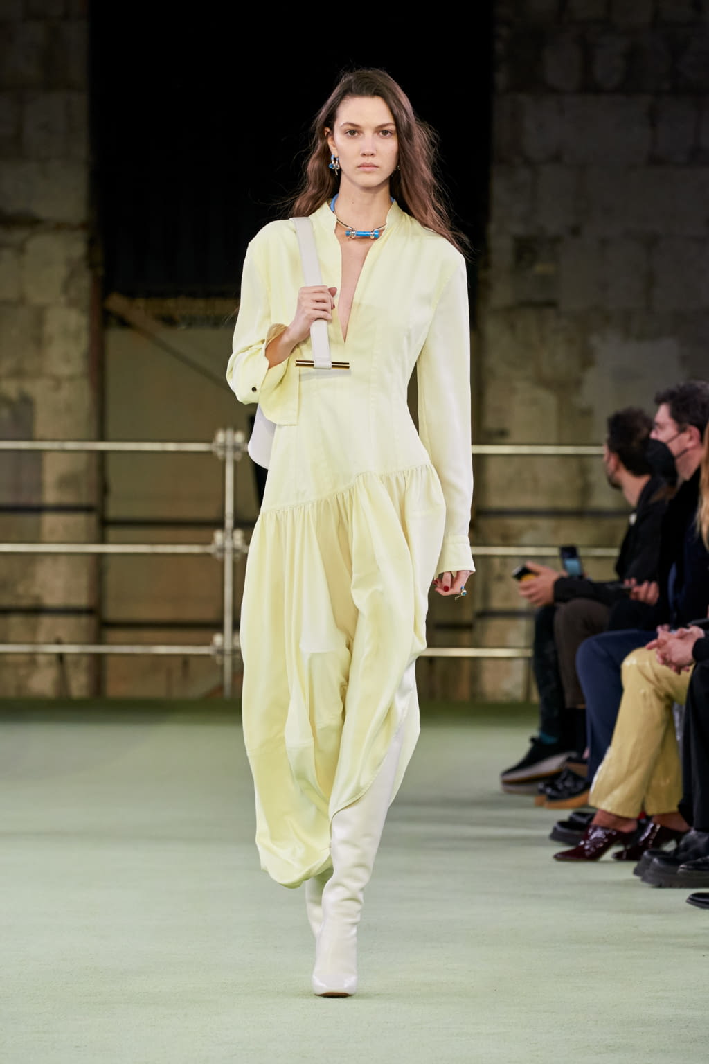 Fashion Week Milan Fall/Winter 2022 look 51 de la collection Bottega Veneta womenswear