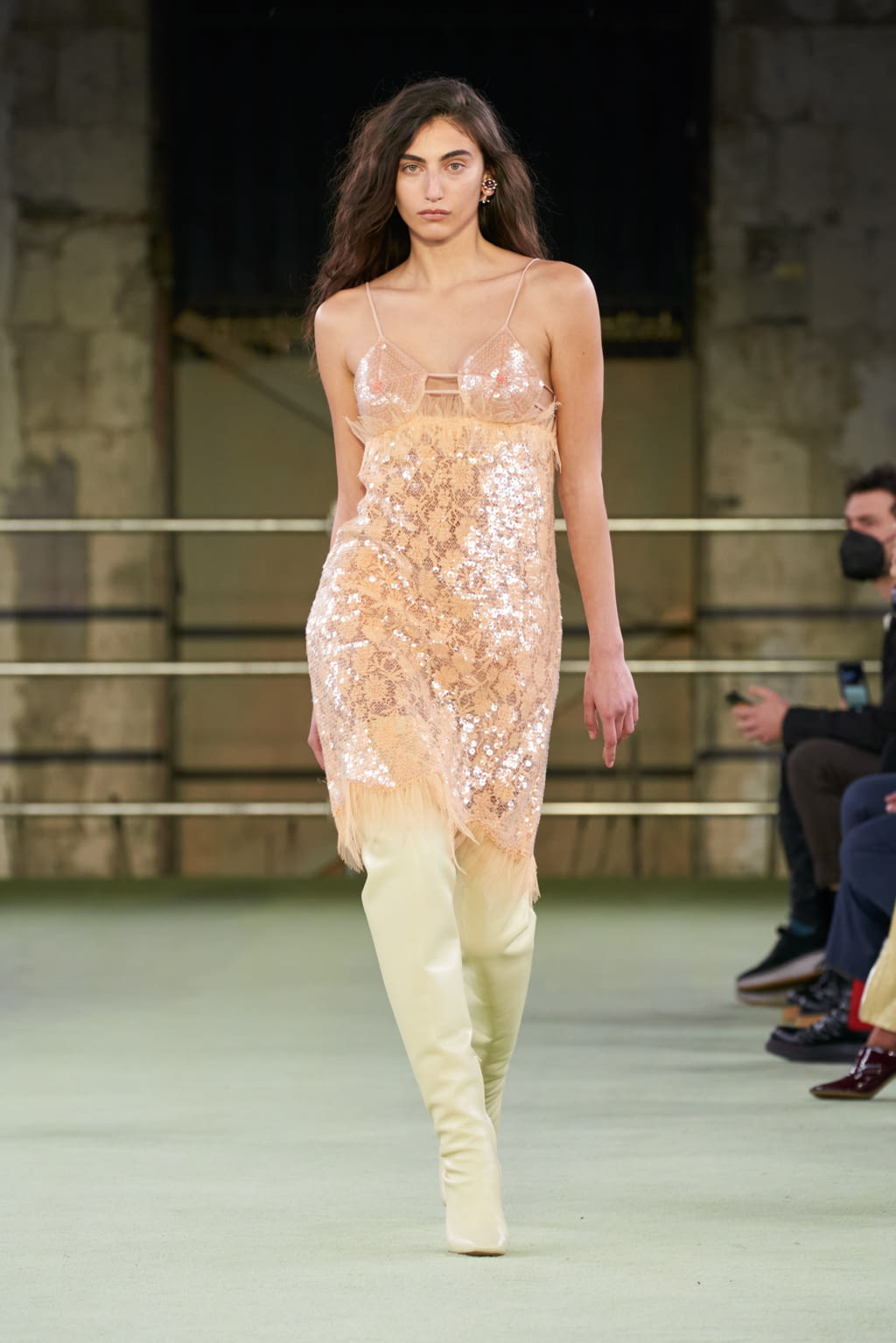 Fashion Week Milan Fall/Winter 2022 look 69 from the Bottega Veneta collection womenswear
