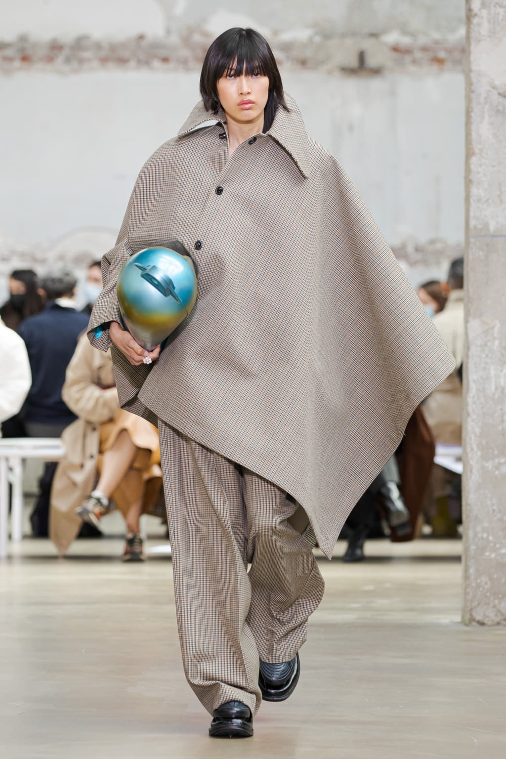 Fashion Week Paris Fall/Winter 2022 look 14 from the Botter collection 女装
