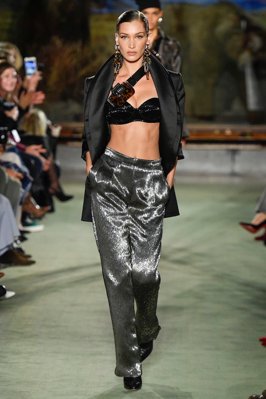 Fashion Week New York Fall/Winter 2020 look 4 de la collection Brandon Maxwell womenswear