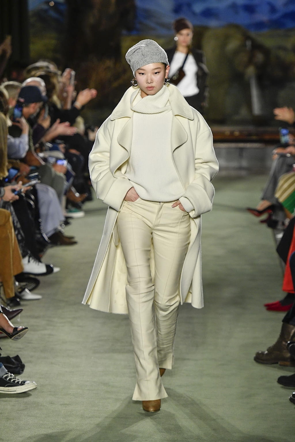Fashion Week New York Fall/Winter 2020 look 6 de la collection Brandon Maxwell womenswear