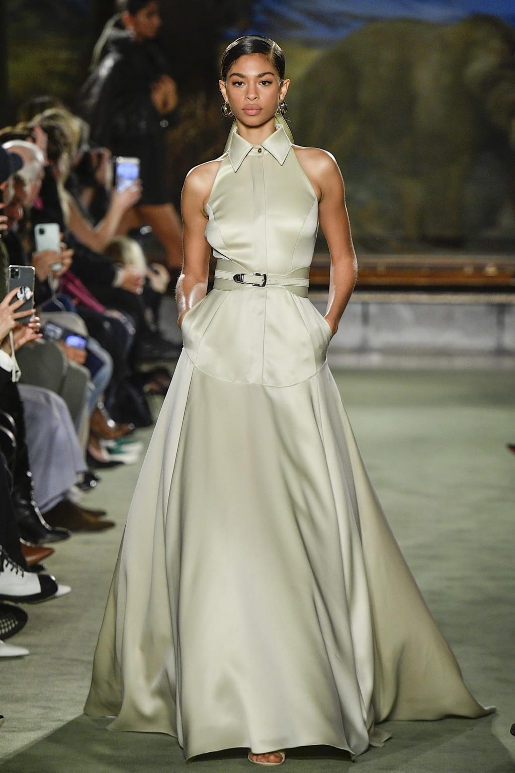 Fashion Week New York Fall/Winter 2020 look 22 from the Brandon Maxwell collection womenswear
