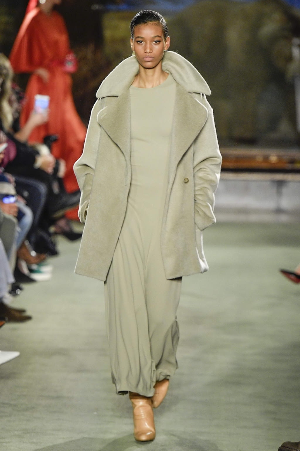Fashion Week New York Fall/Winter 2020 look 40 de la collection Brandon Maxwell womenswear