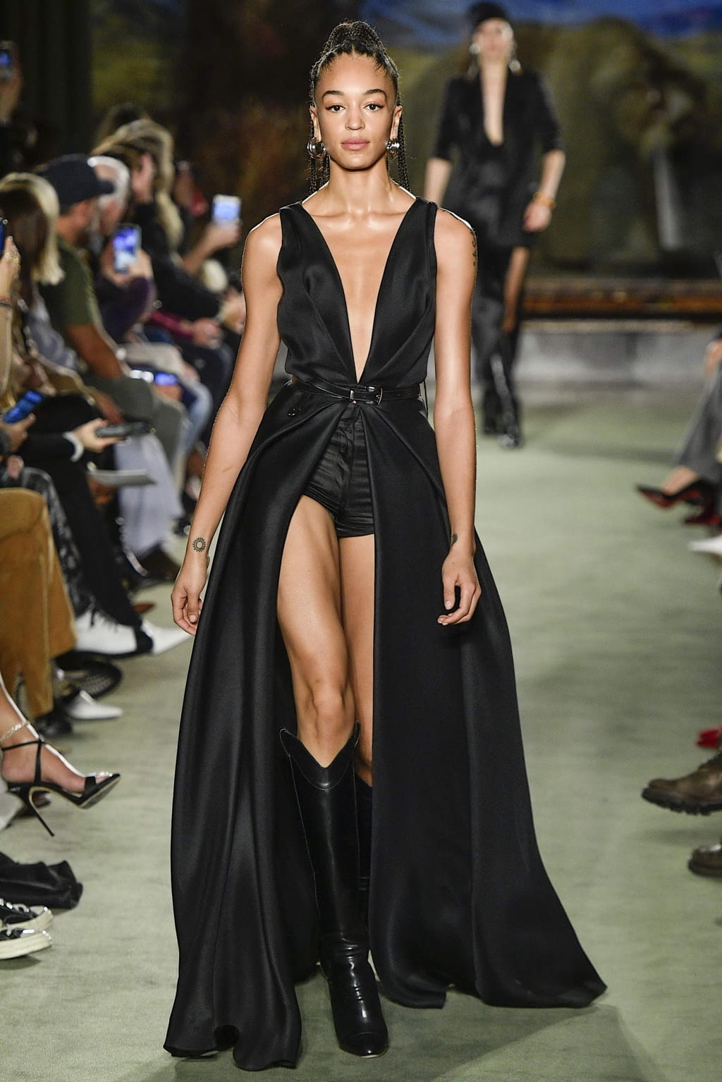 Fashion Week New York Fall/Winter 2020 look 44 from the Brandon Maxwell collection womenswear