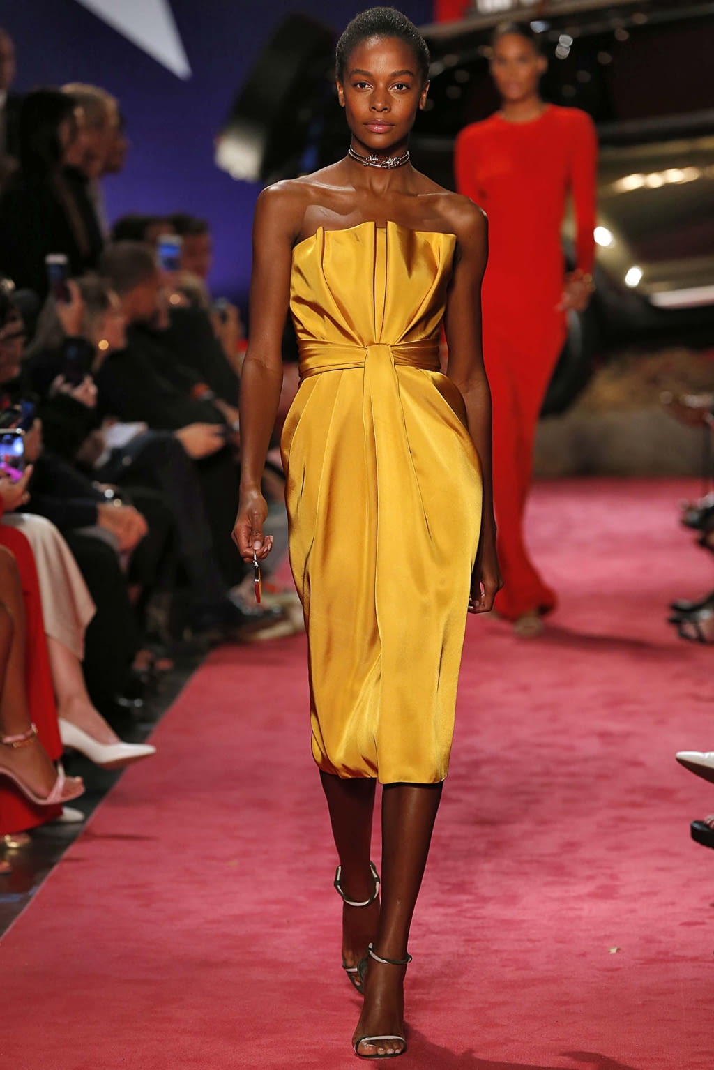 Fashion Week New York Spring/Summer 2019 look 37 from the Brandon Maxwell collection 女装