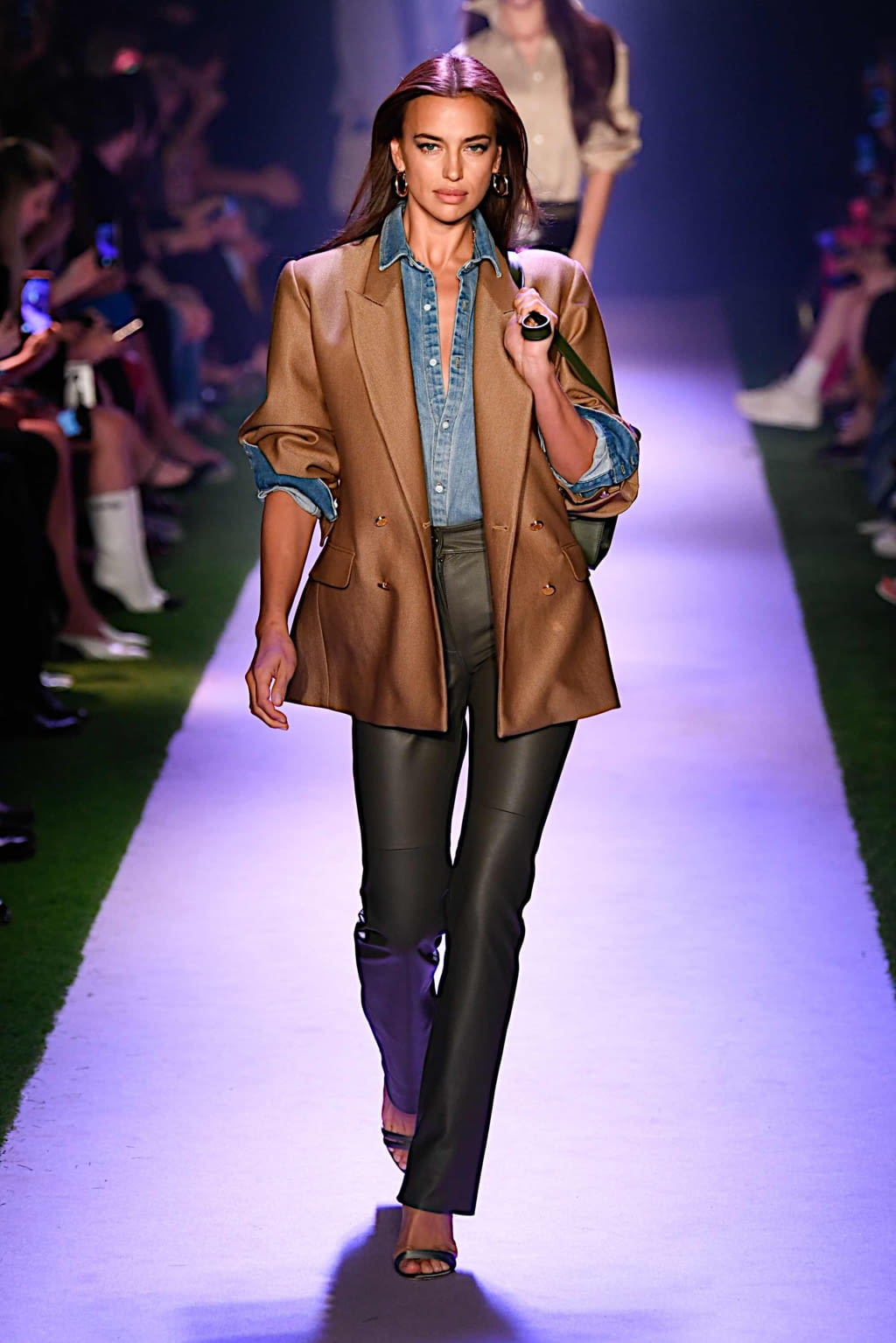 Fashion Week New York Spring/Summer 2020 look 1 de la collection Brandon Maxwell womenswear