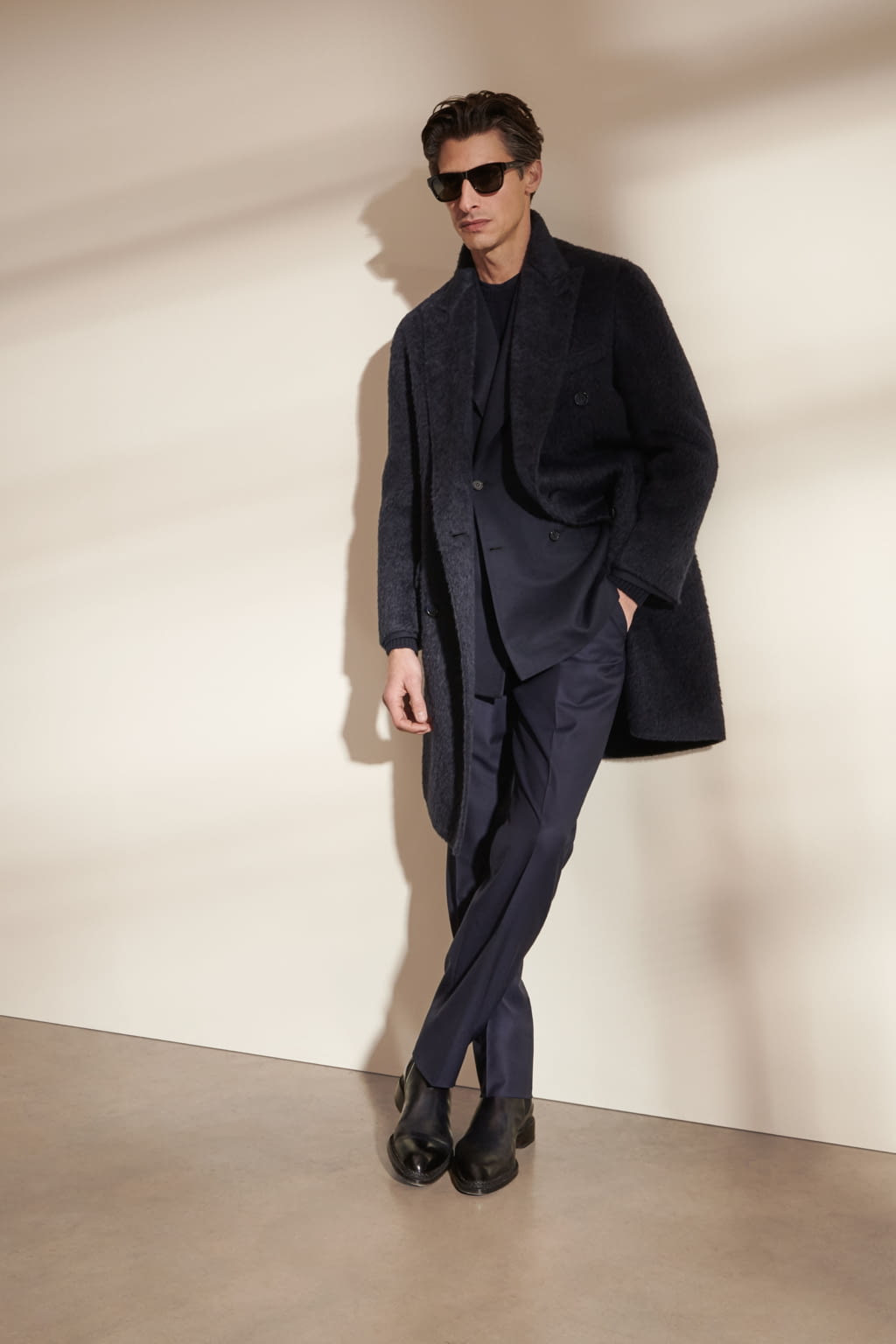 Fashion Week Milan Fall/Winter 2021 look 3 from the Brioni collection 男装