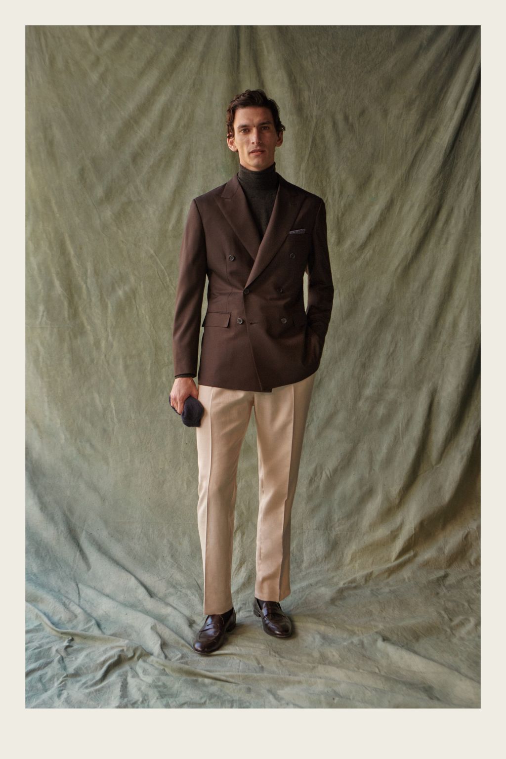 Fashion Week Milan Fall/Winter 2023 look 4 from the Brioni collection menswear