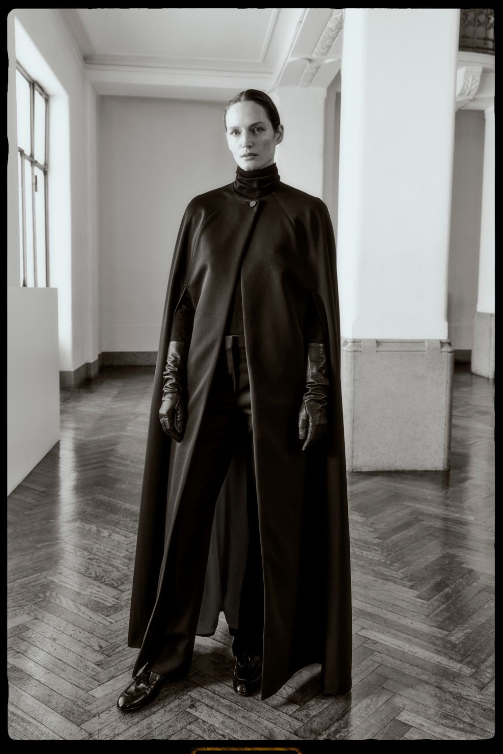 Fashion Week Milan Fall/Winter 2024 look 15 de la collection Brioni womenswear