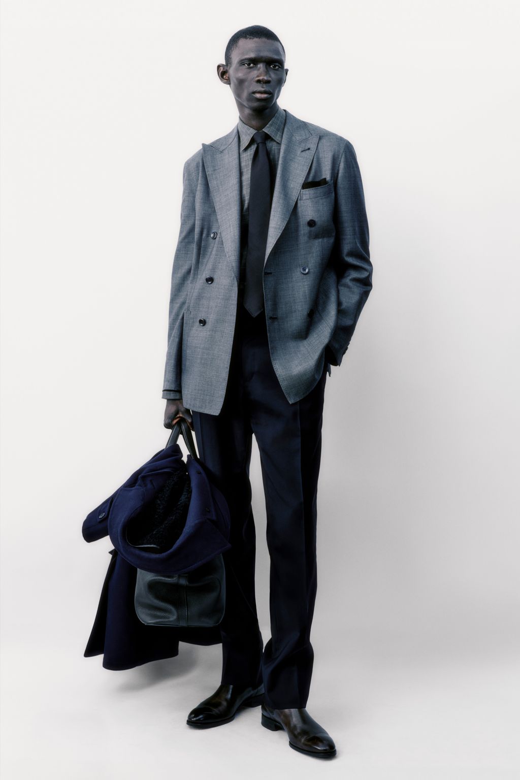 Fashion Week Milan Fall/Winter 2024 look 18 from the Brioni collection menswear