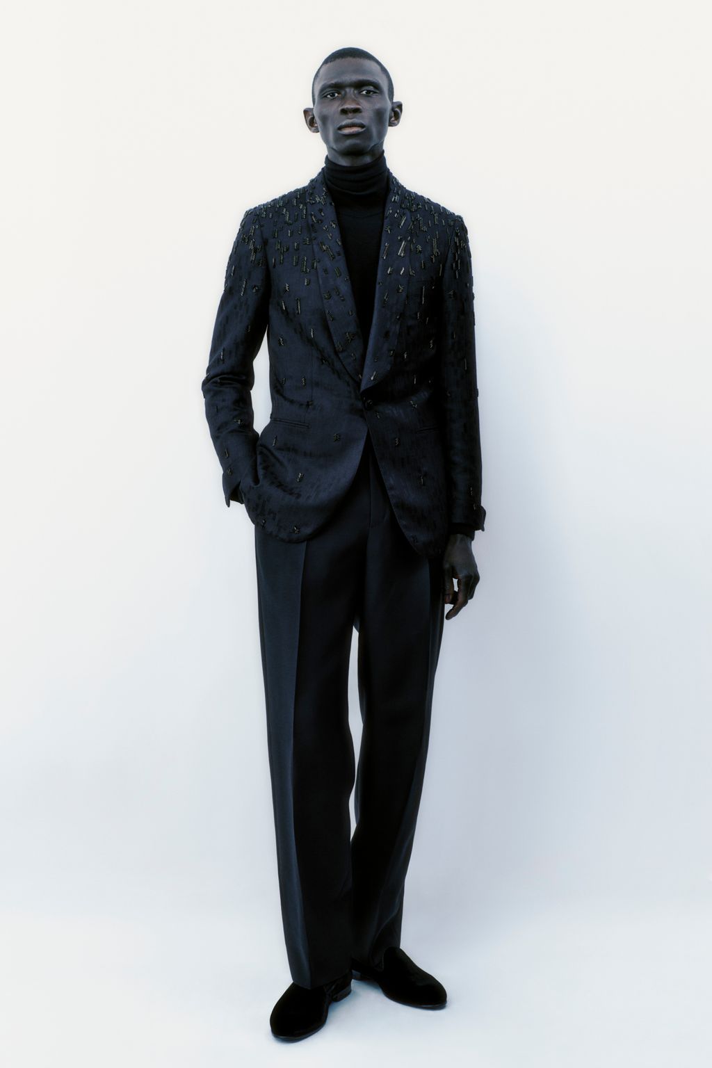 Fashion Week Milan Fall/Winter 2024 look 32 from the Brioni collection menswear