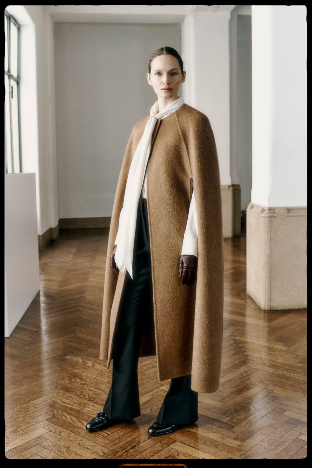 Fashion Week Milan Fall/Winter 2024 look 6 de la collection Brioni womenswear