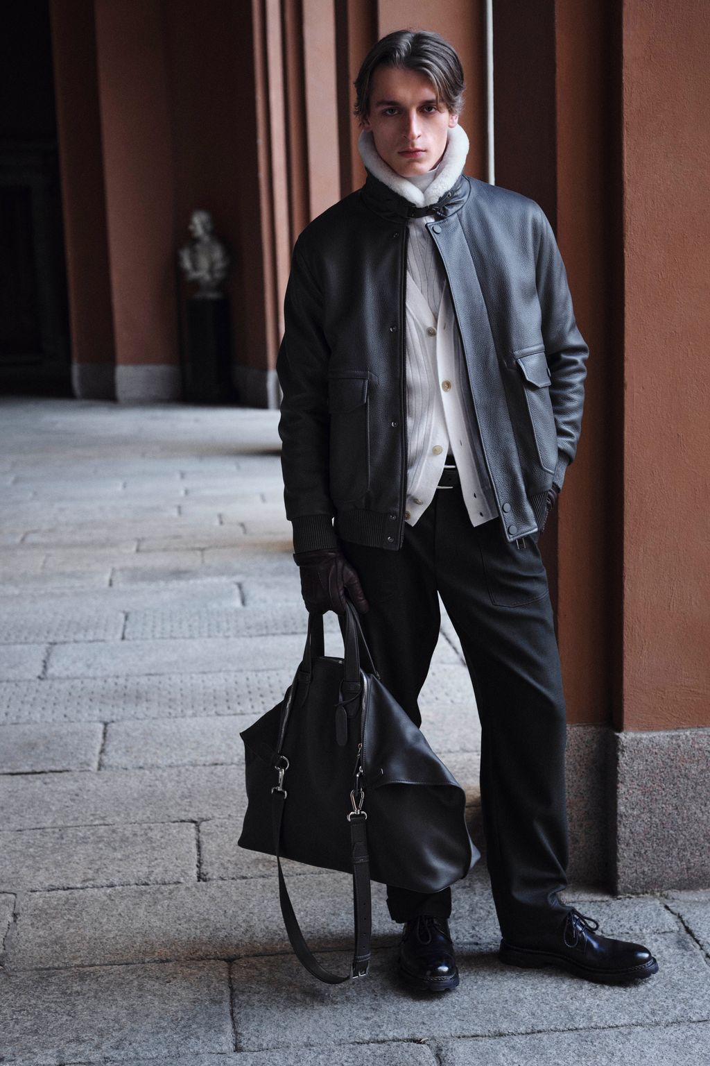 Fashion Week Milan Fall/Winter 2025 look 16 from the Brioni collection 男装