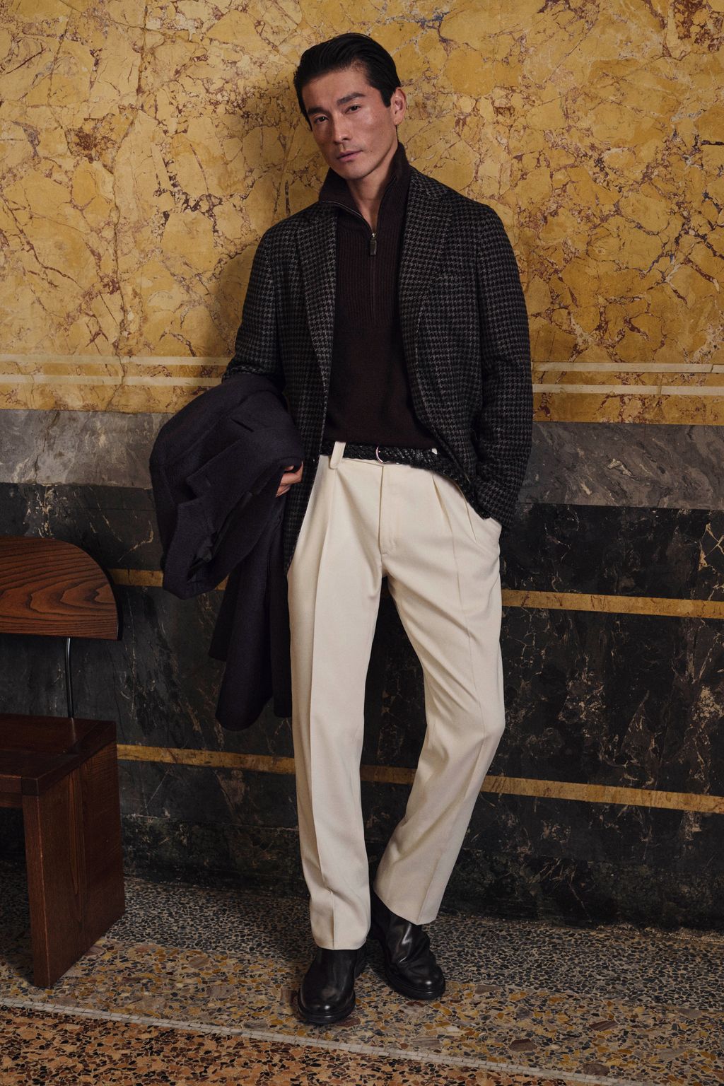 Fashion Week Milan Fall/Winter 2025 look 22 from the Brioni collection menswear