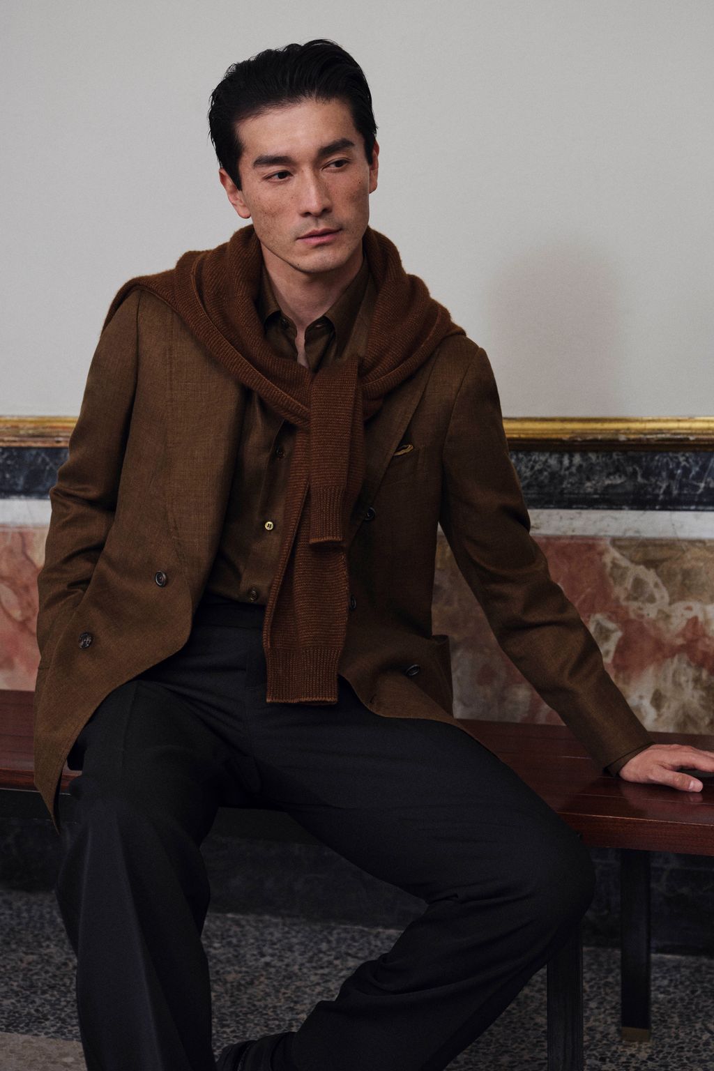 Fashion Week Milan Fall/Winter 2025 look 37 de la collection Brioni menswear