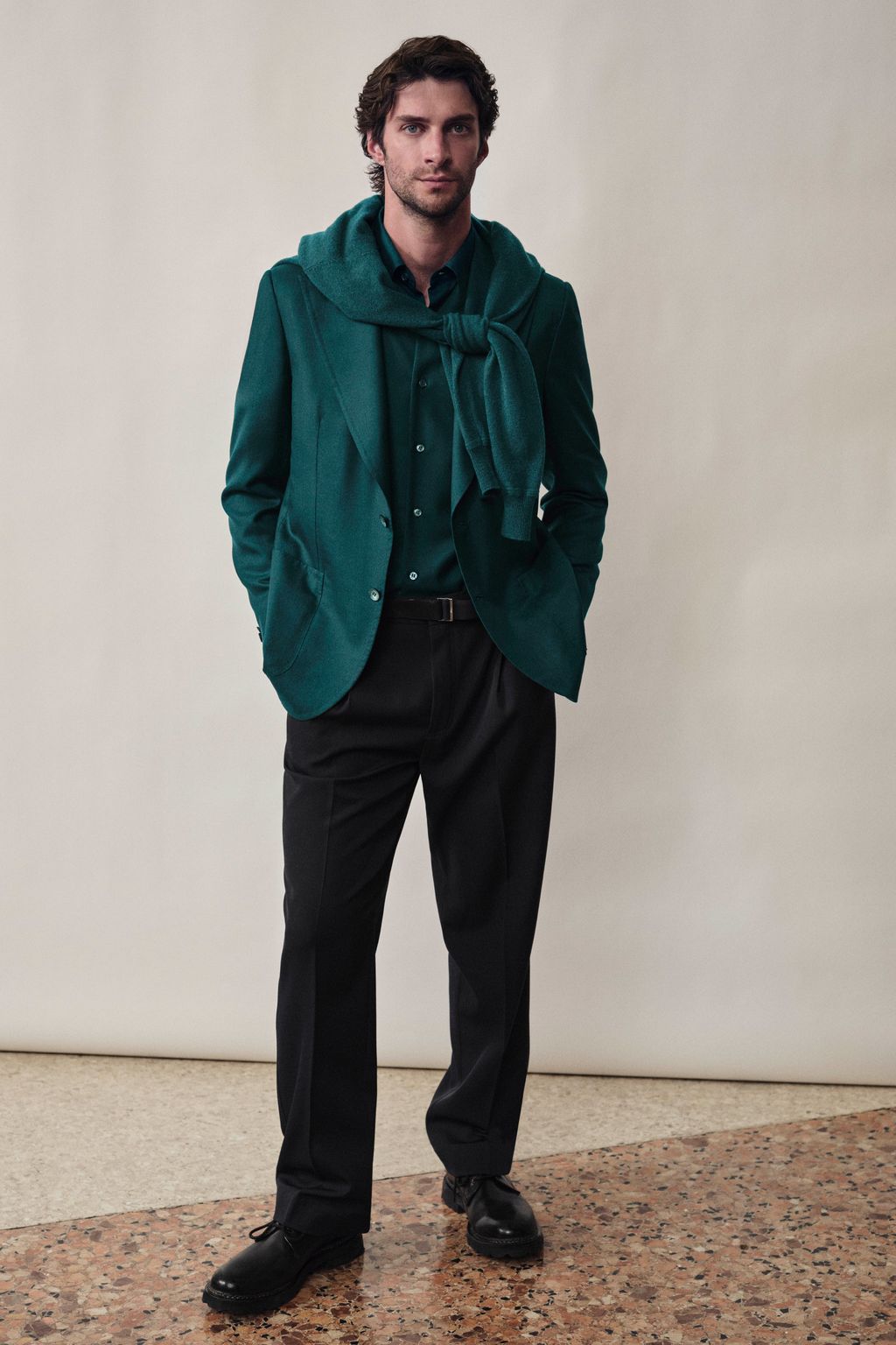 Fashion Week Milan Fall/Winter 2025 look 38 from the Brioni collection menswear