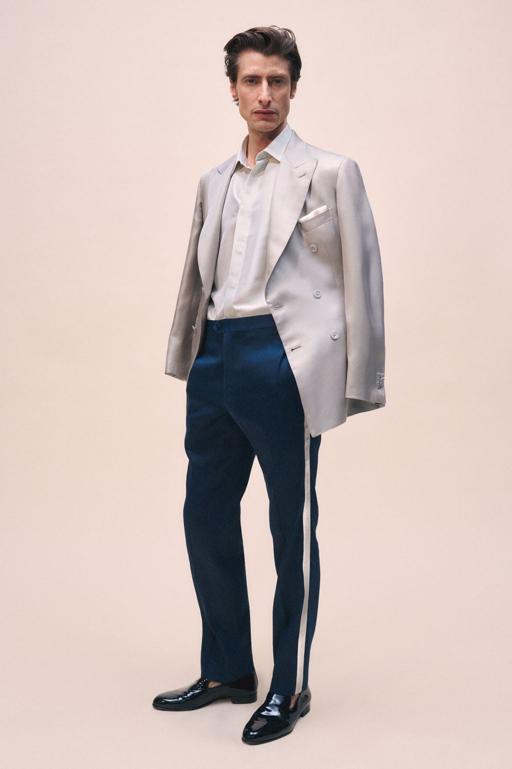 Fashion Week Milan Spring/Summer 2024 look 30 from the Brioni collection menswear