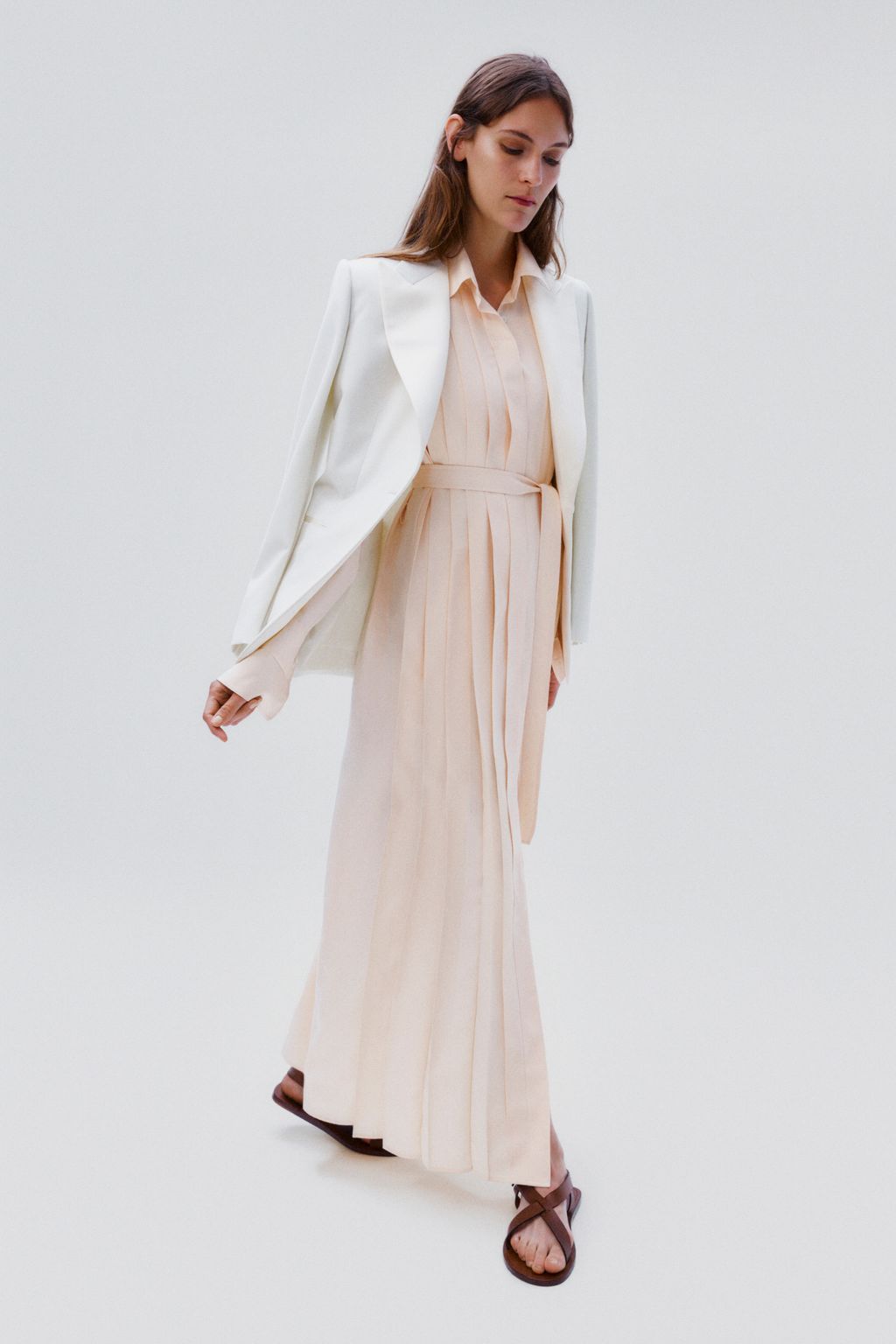 Fashion Week Milan Spring/Summer 2024 look 6 from the Brioni collection 女装