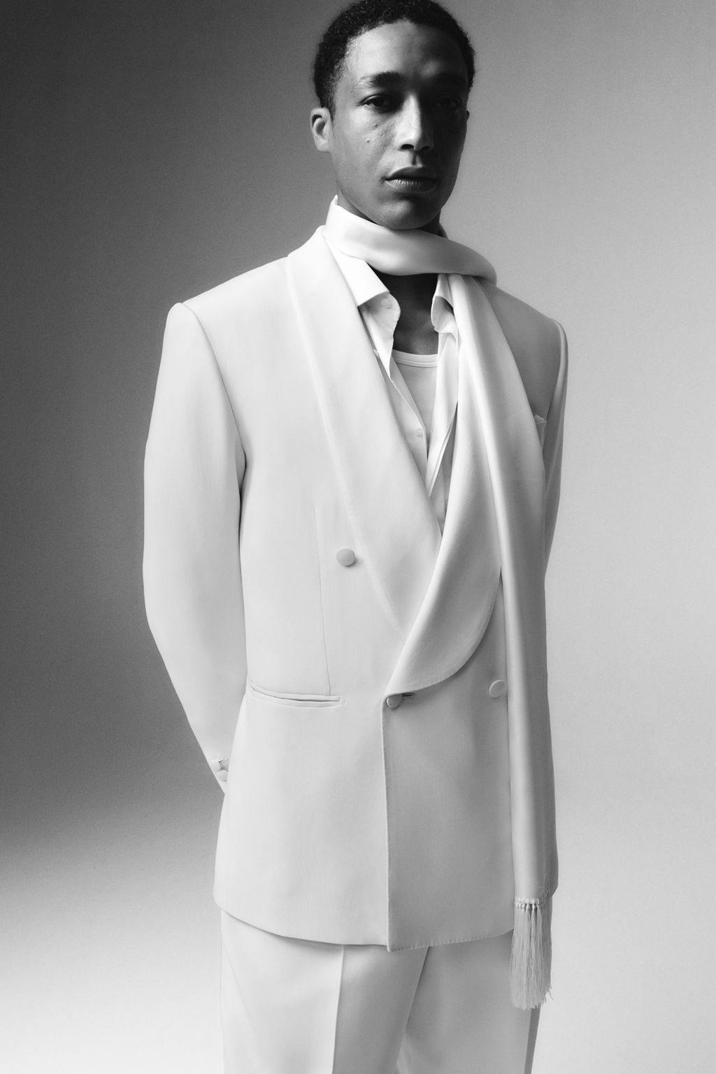 Fashion Week Milan Spring/Summer 2024 look 32 from the Brioni collection 男装