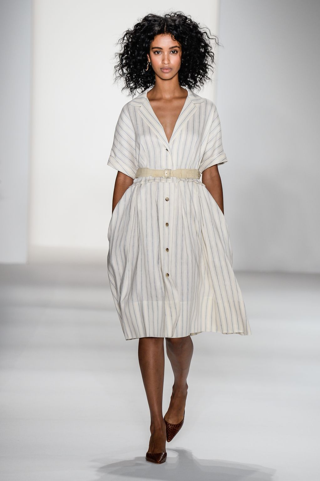 Fashion Week New York Spring/Summer 2017 look 9 from the Brock Collection collection womenswear