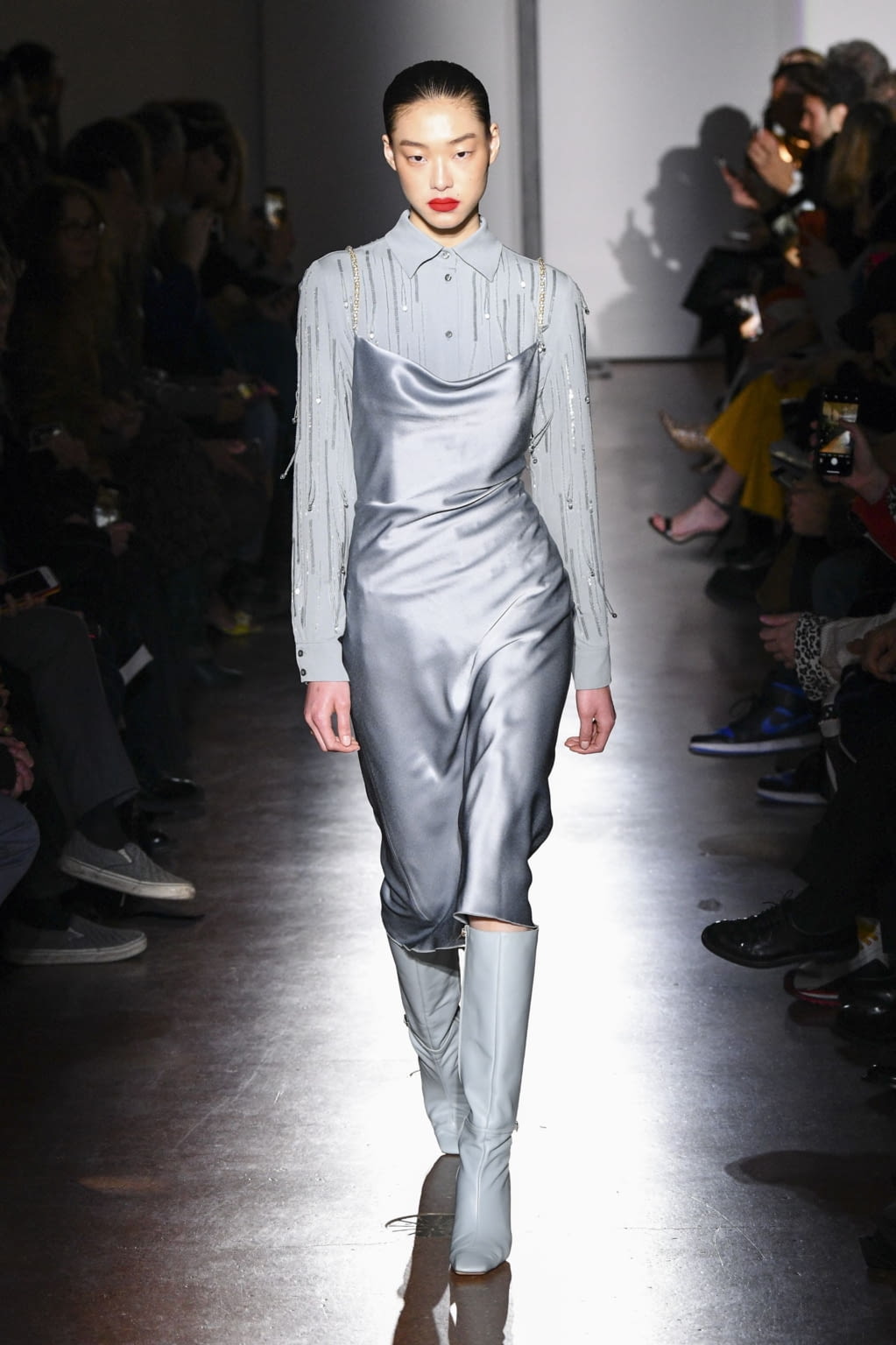 Fashion Week Milan Fall/Winter 2020 look 17 from the Brognano collection womenswear