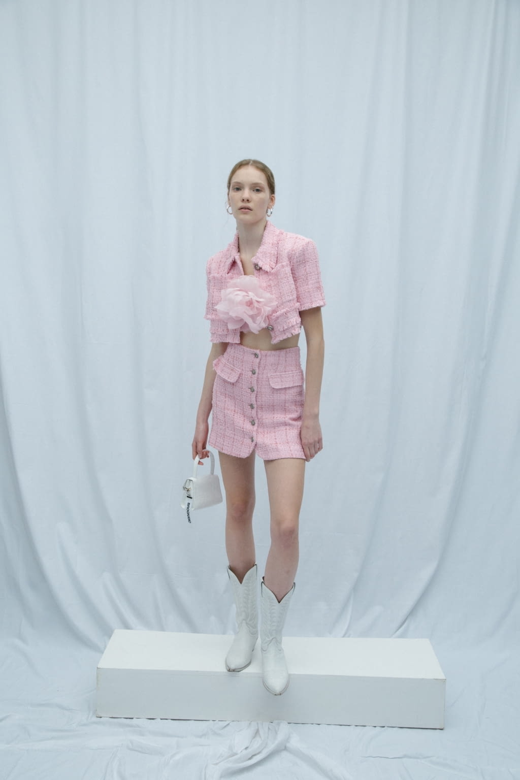 Fashion Week Milan Resort 2020 look 12 from the Brognano collection 女装