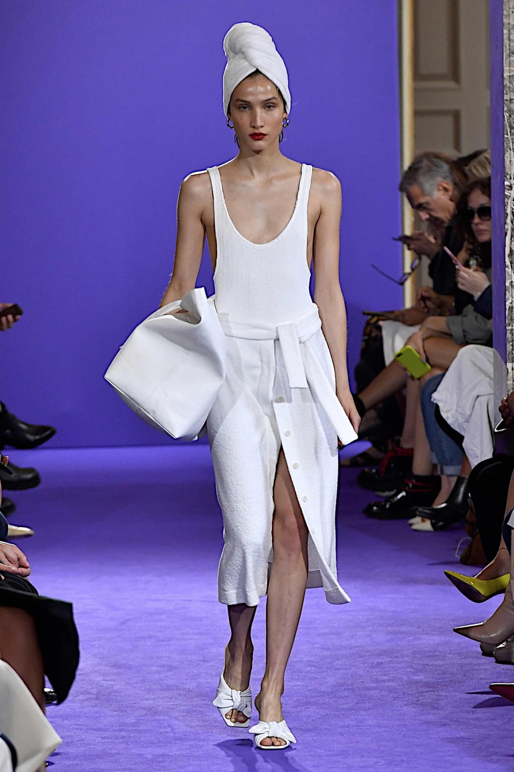 Fashion Week Milan Spring/Summer 2020 look 7 de la collection Brognano womenswear