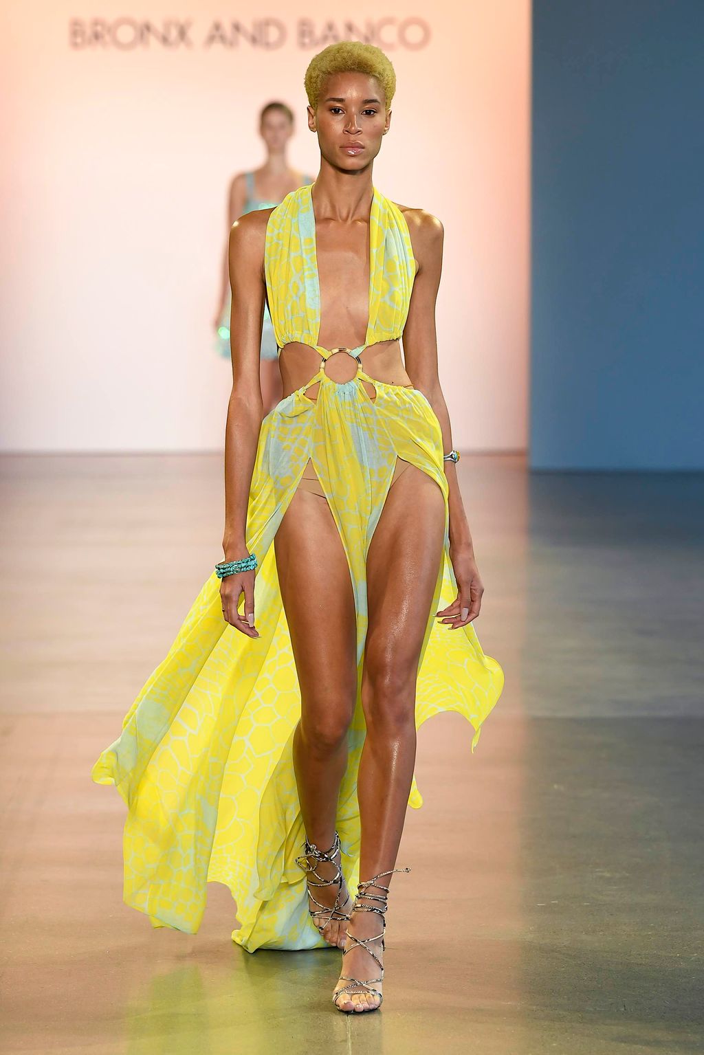 Fashion Week New York Spring/Summer 2020 look 45 de la collection Bronx & Banco womenswear
