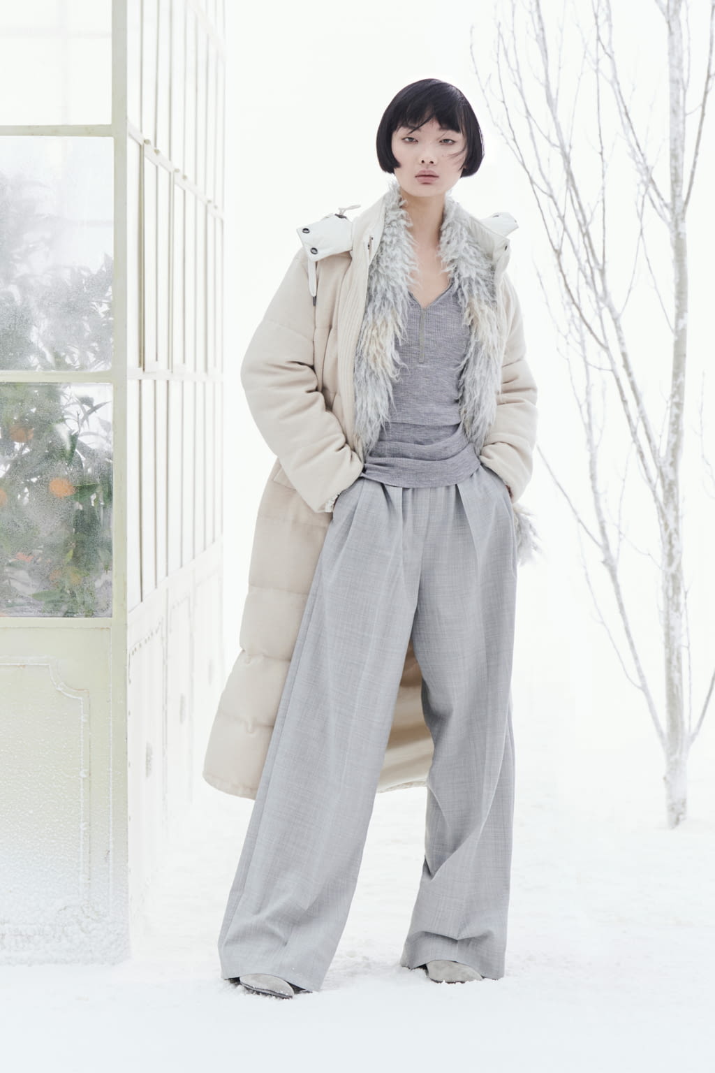 Fashion Week Milan Fall/Winter 2021 look 24 from the Brunello Cucinelli collection 女装