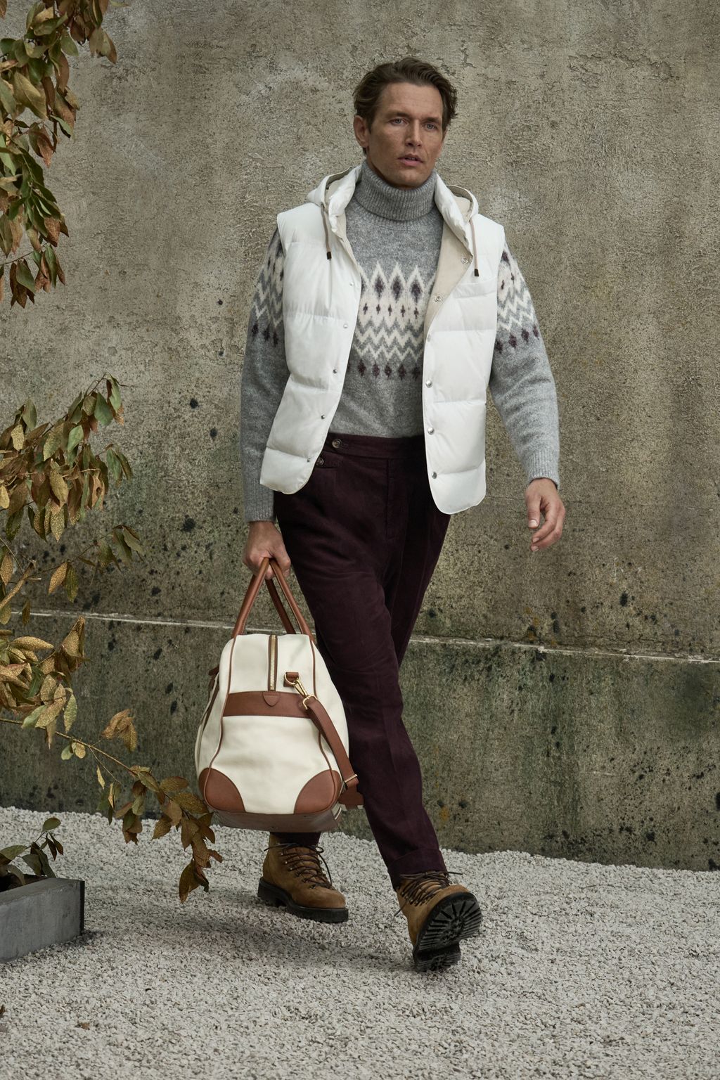 Fashion Week Milan Fall/Winter 2023 look 15 de la collection Brunello Cucinelli menswear