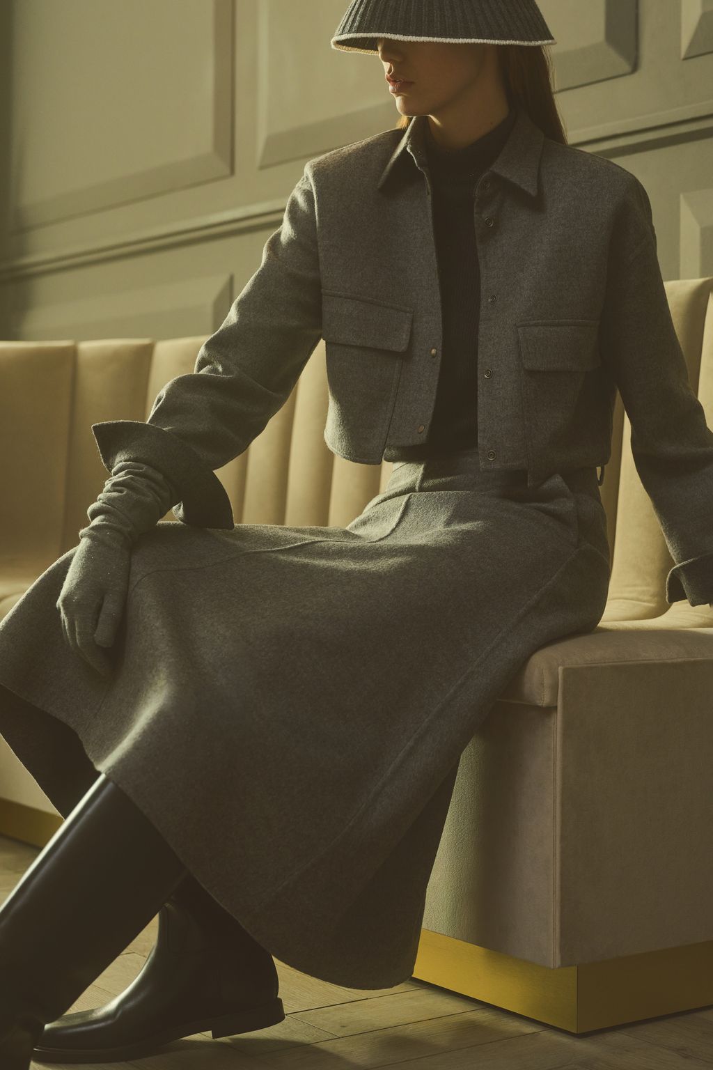 Fashion Week Milan Fall/Winter 2024 look 2 from the Brunello Cucinelli collection womenswear