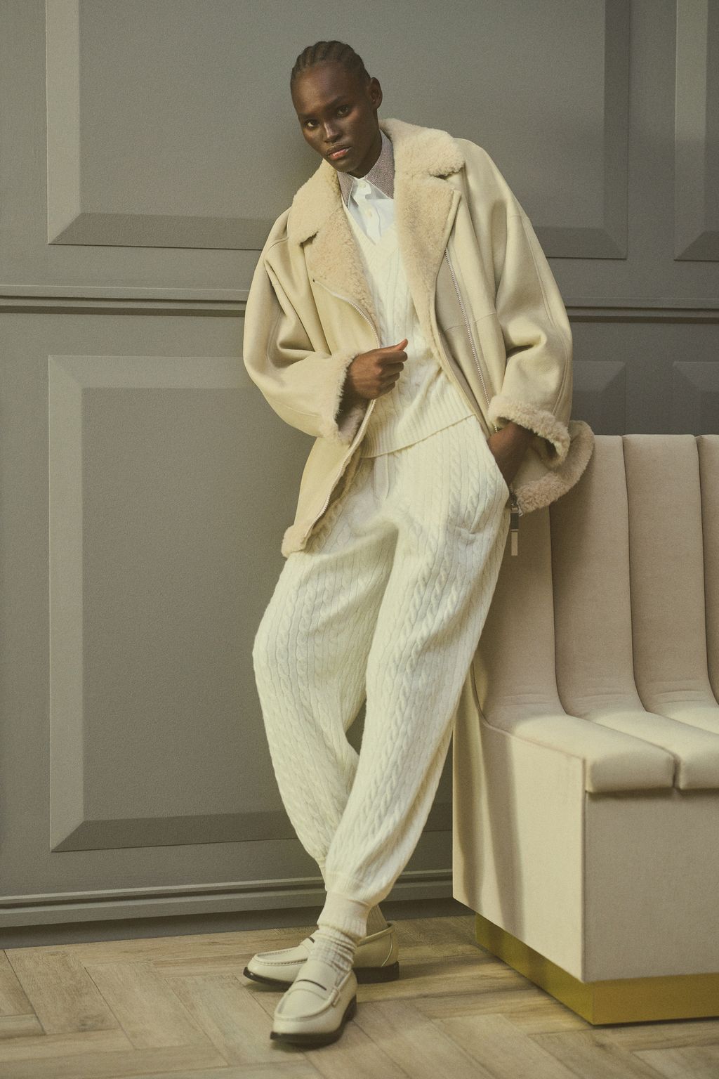 Fashion Week Milan Fall/Winter 2024 look 38 from the Brunello Cucinelli collection 女装