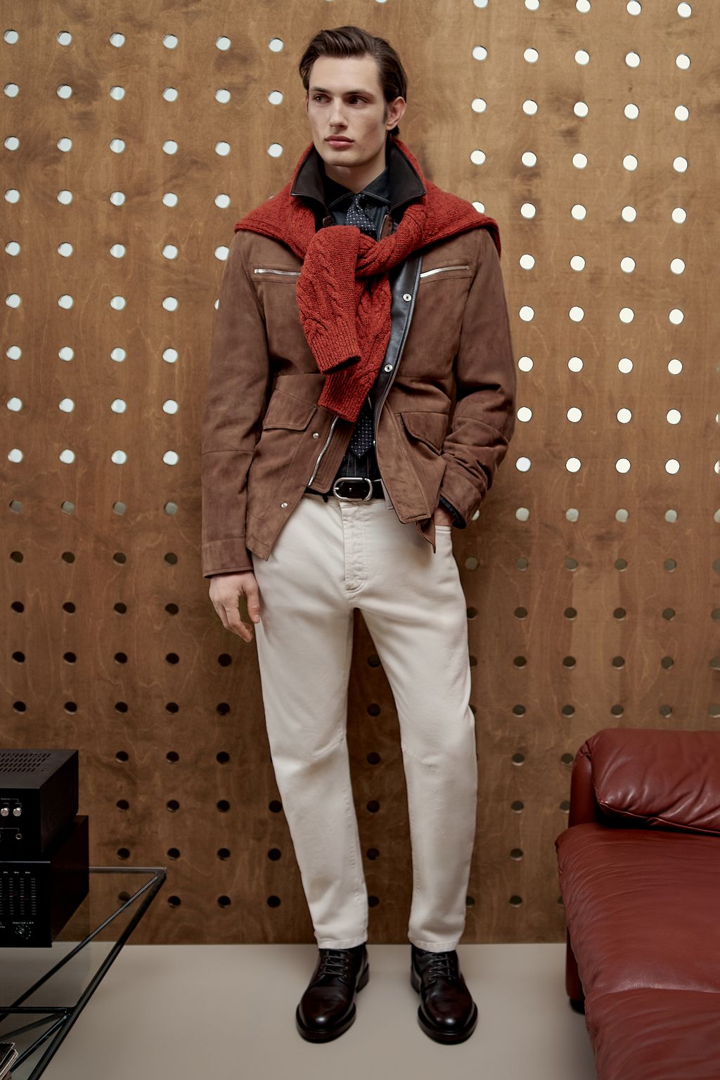 Fashion Week Milan Fall/Winter 2025 look 16 de la collection Brunello Cucinelli menswear