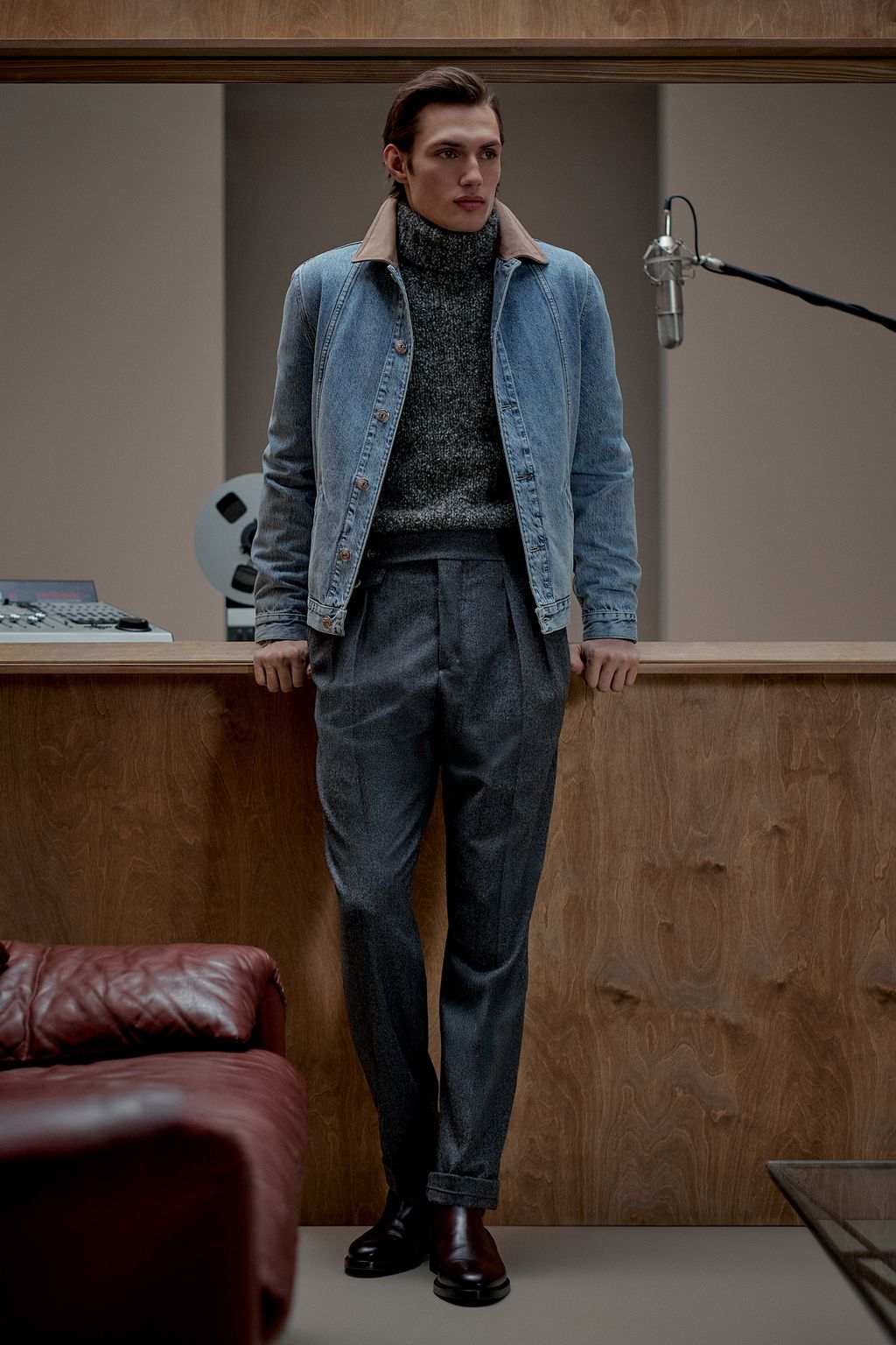 Fashion Week Milan Fall/Winter 2025 look 20 from the Brunello Cucinelli collection menswear