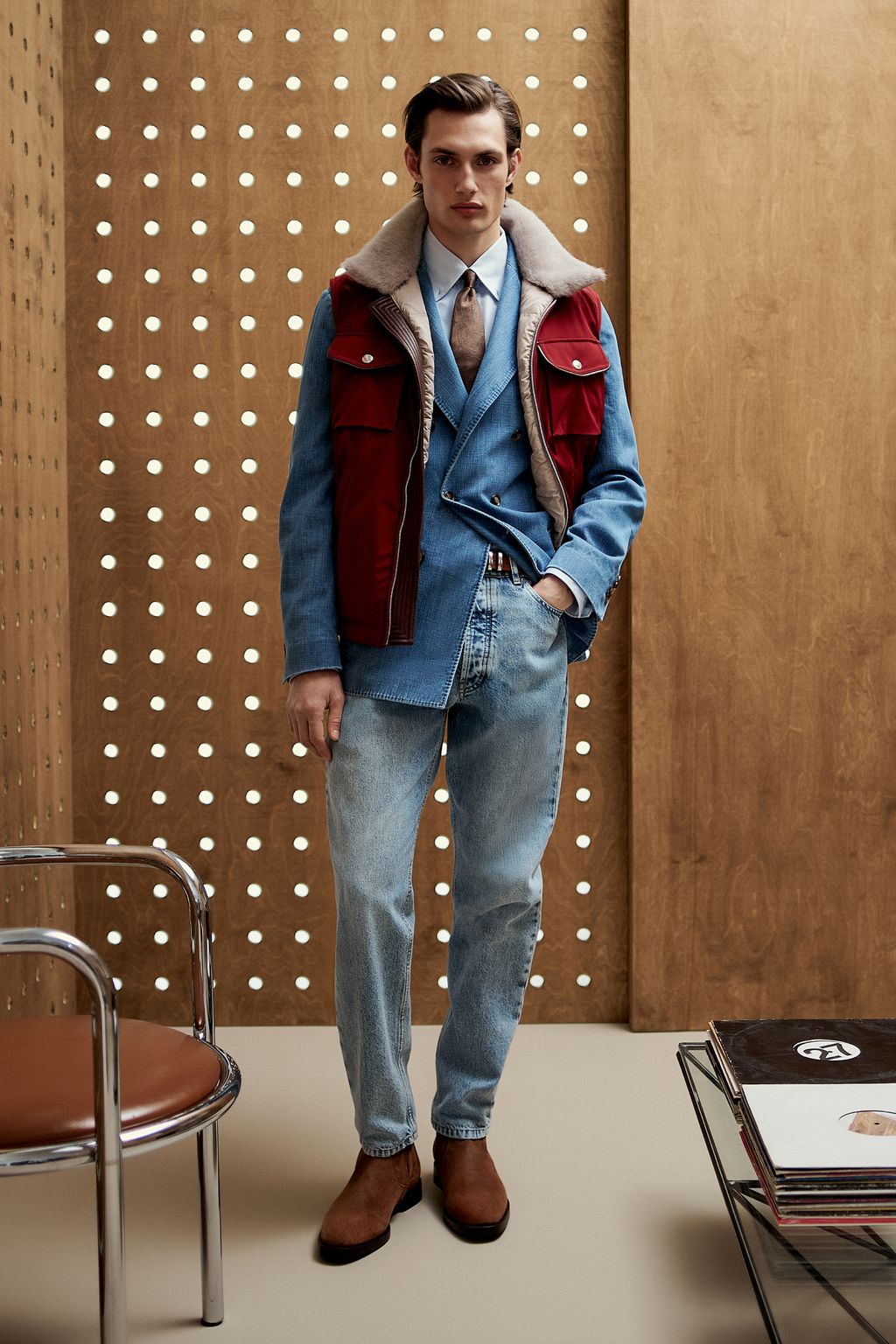 Fashion Week Milan Fall/Winter 2025 look 25 from the Brunello Cucinelli collection menswear