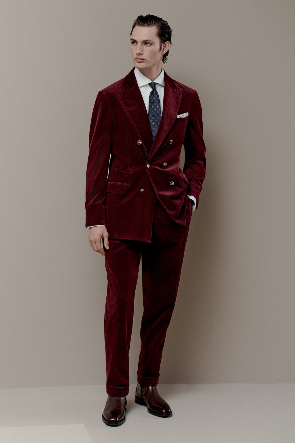 Fashion Week Milan Fall/Winter 2025 look 26 from the Brunello Cucinelli collection menswear