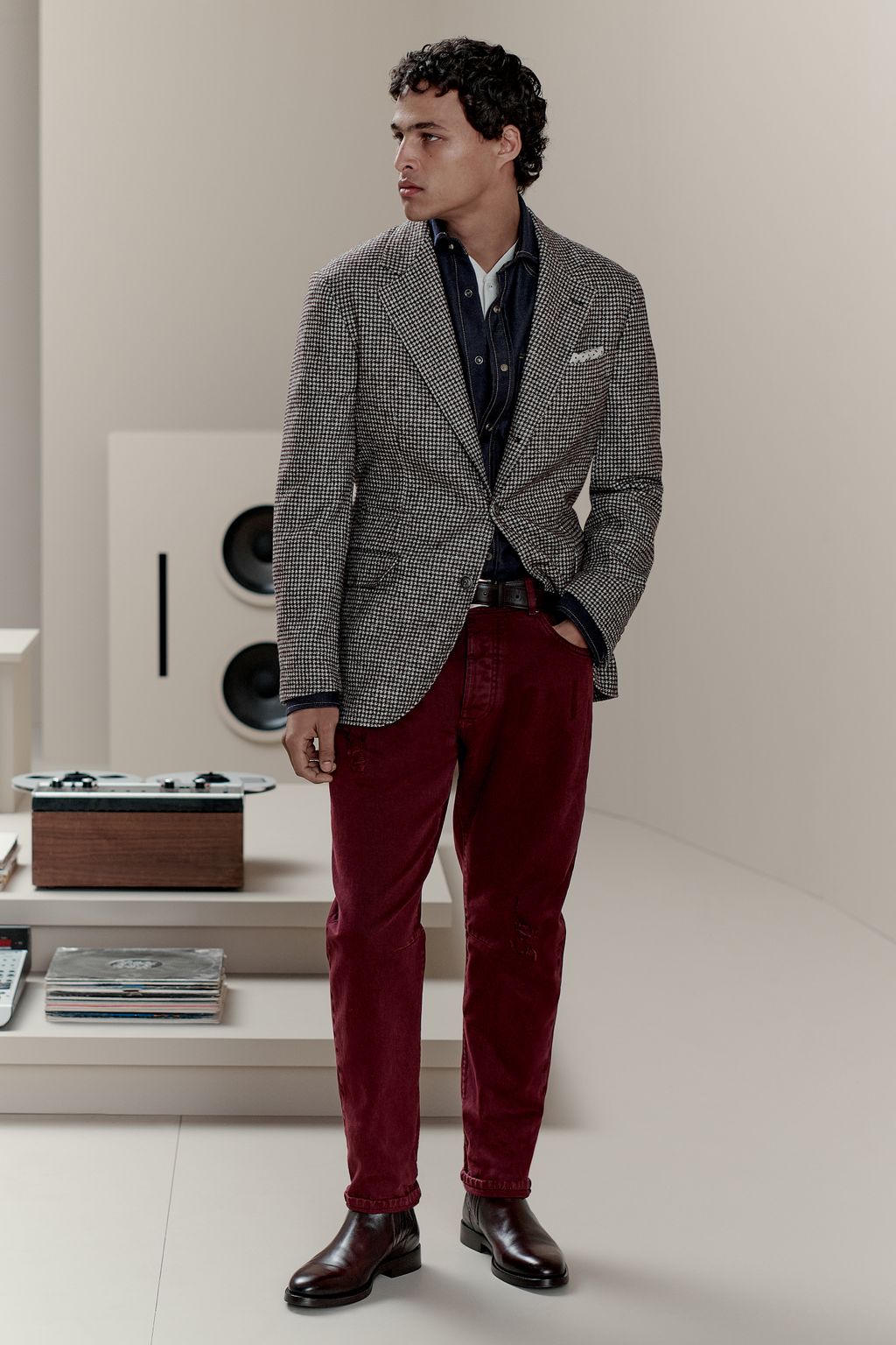 Fashion Week Milan Fall/Winter 2025 look 28 from the Brunello Cucinelli collection menswear