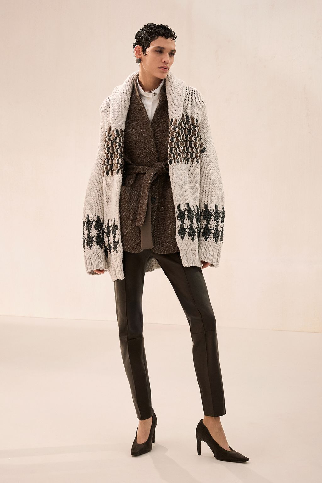 Fashion Week Milan Fall/Winter 2025 look 24 from the Brunello Cucinelli collection womenswear