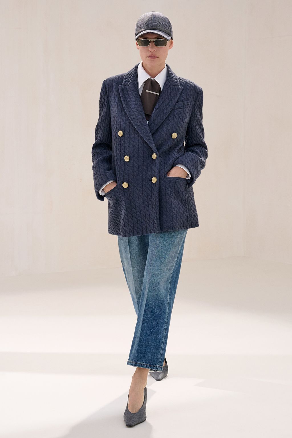 Fashion Week Milan Fall/Winter 2025 look 26 from the Brunello Cucinelli collection 女装