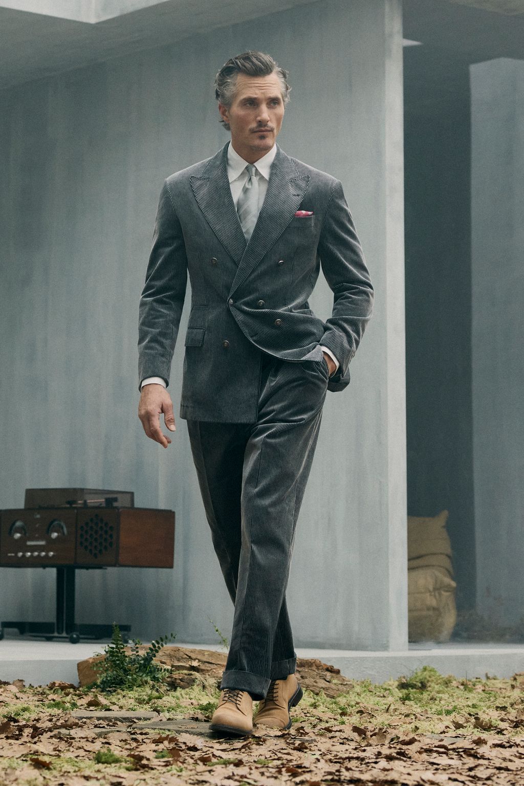 Fashion Week Milan Fall/Winter 2026 look 11 from the Brunello Cucinelli collection menswear