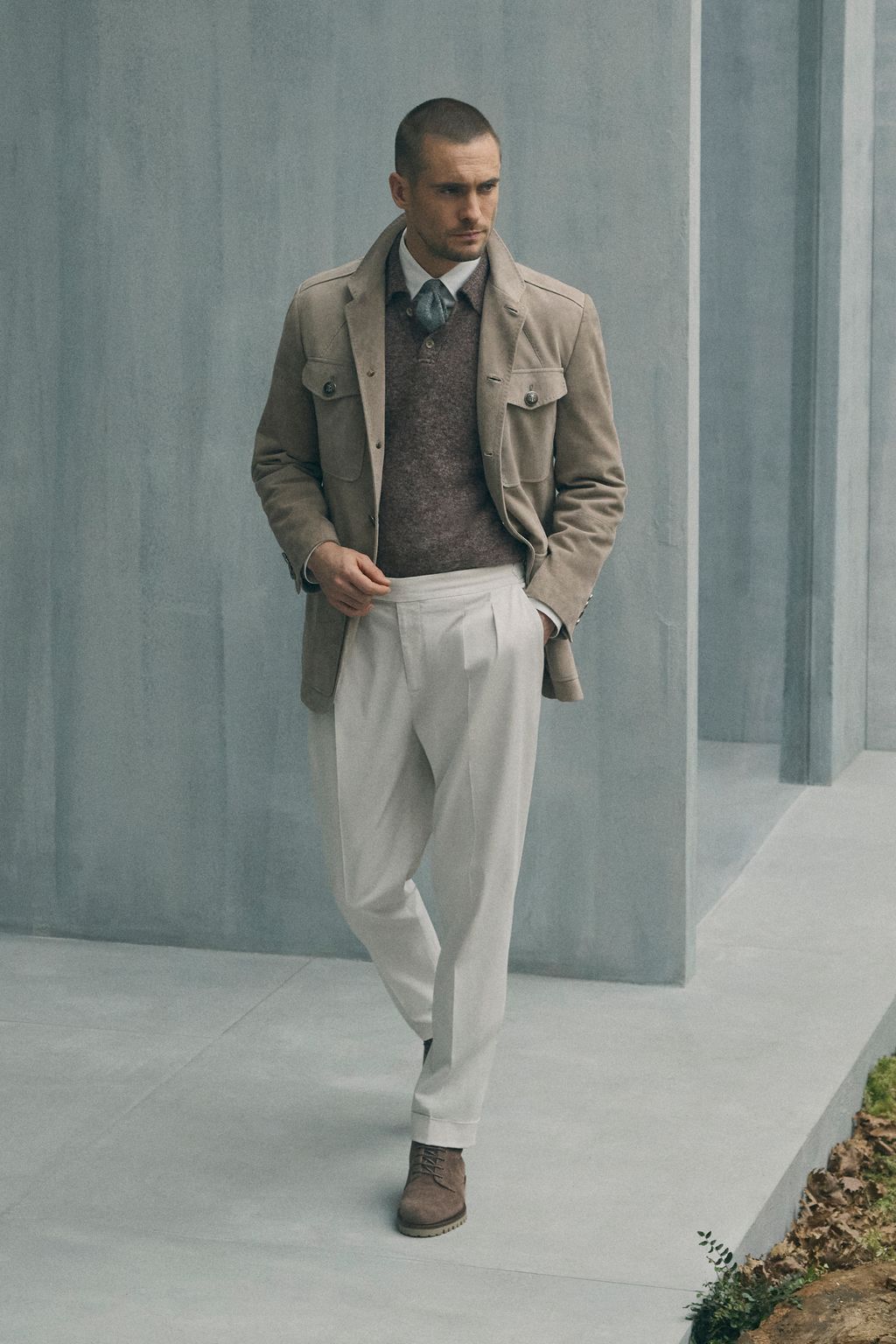 Fashion Week Milan Fall/Winter 2026 look 16 from the Brunello Cucinelli collection menswear