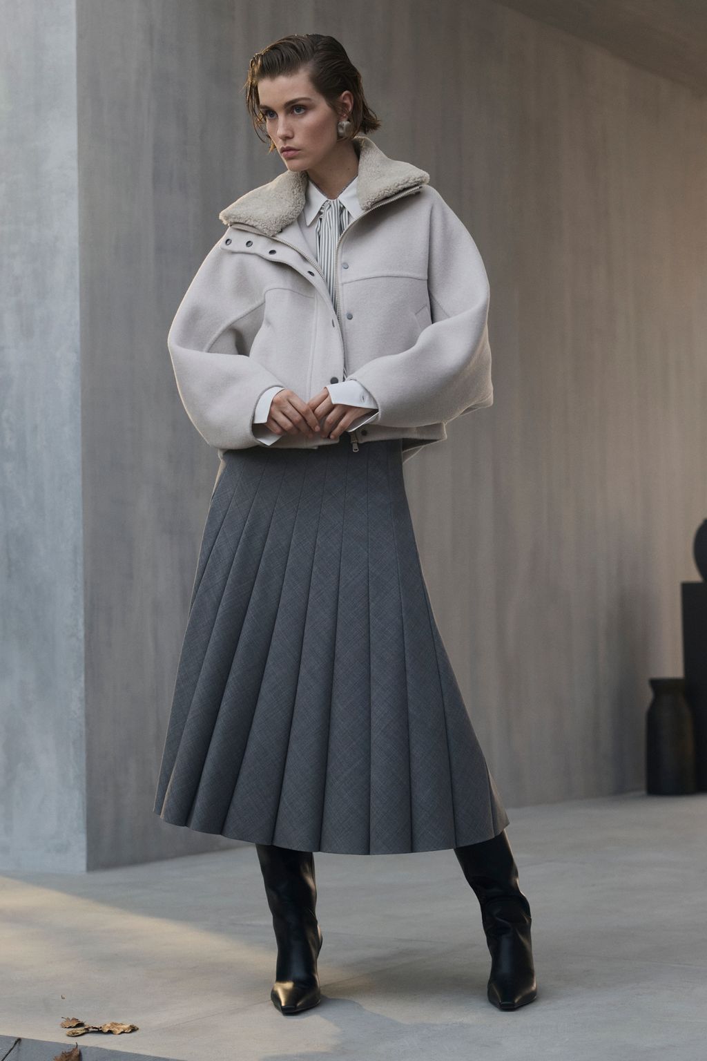 Fashion Week Milan Fall/Winter 2026 look 29 de la collection Brunello Cucinelli womenswear
