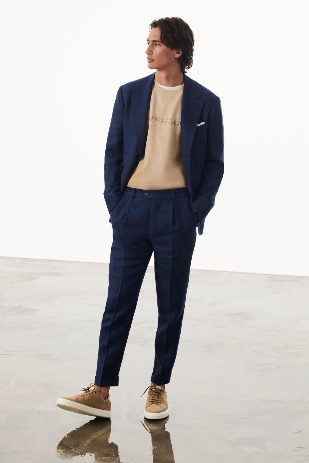 Fashion Week Milan Spring/Summer 2023 look 11 from the Brunello Cucinelli collection menswear